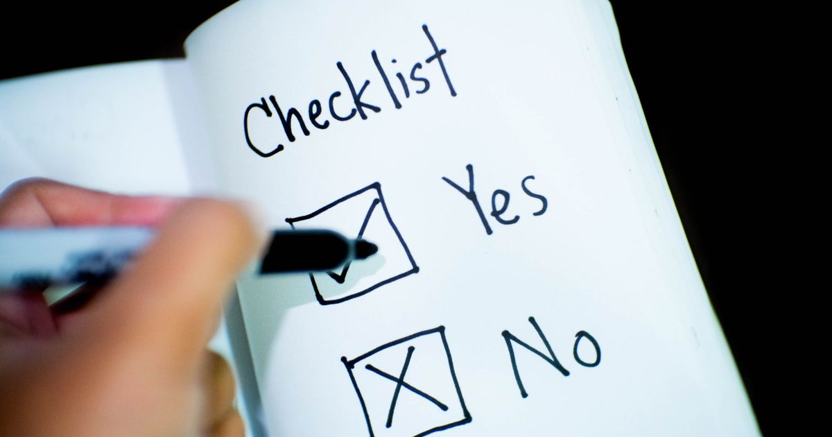 How to Evaluate a Software Development Studio (Red Flags and Green Flags)
