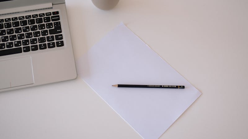 Writing a specification with pen and paper for project planning